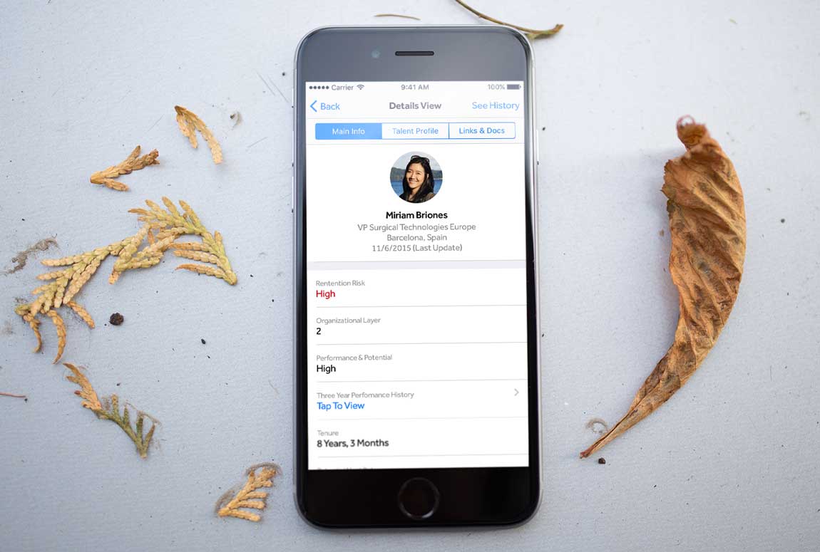 an example of simple and clean team layout mobile page