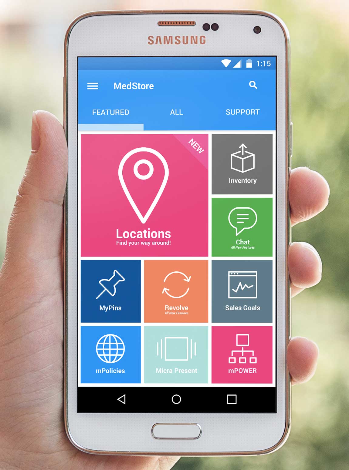 a web application that automatically generates new years eve resolutions